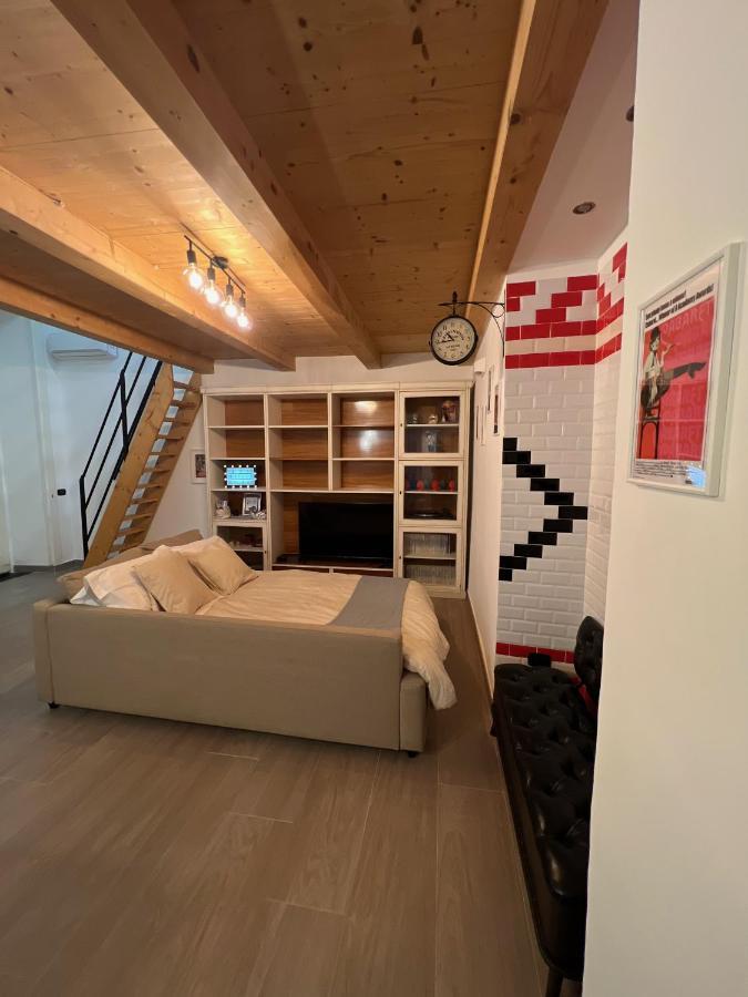 La Casa Di Marty Appartement Napels Buitenkant foto